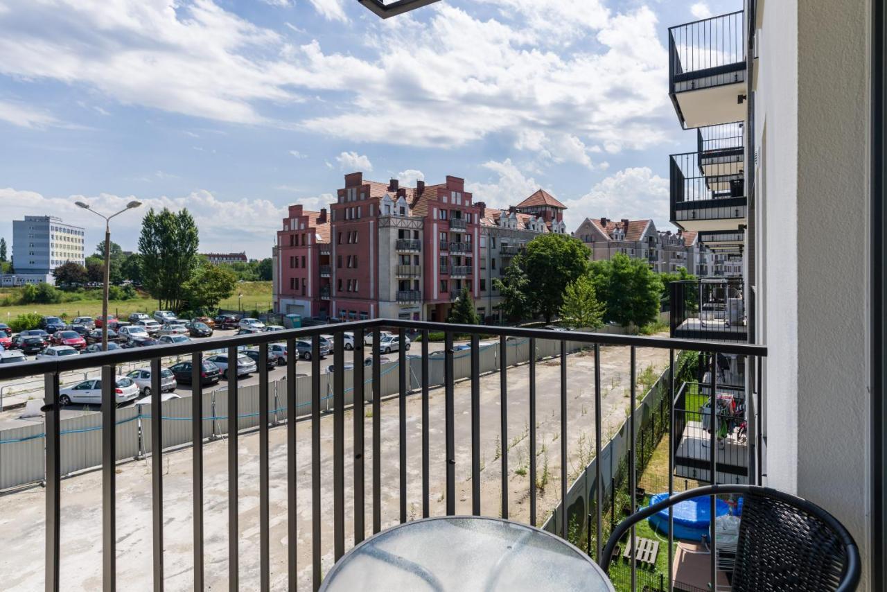 Esencja Apartments With Free Parking Garbary 104 By Noclegi Renters Poznan Exterior foto