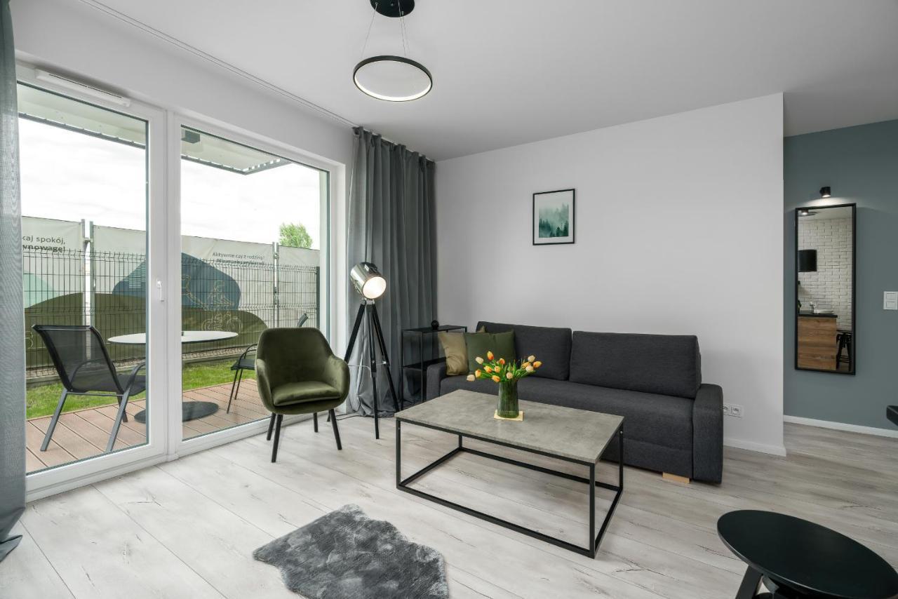 Esencja Apartments With Free Parking Garbary 104 By Noclegi Renters Poznan Exterior foto