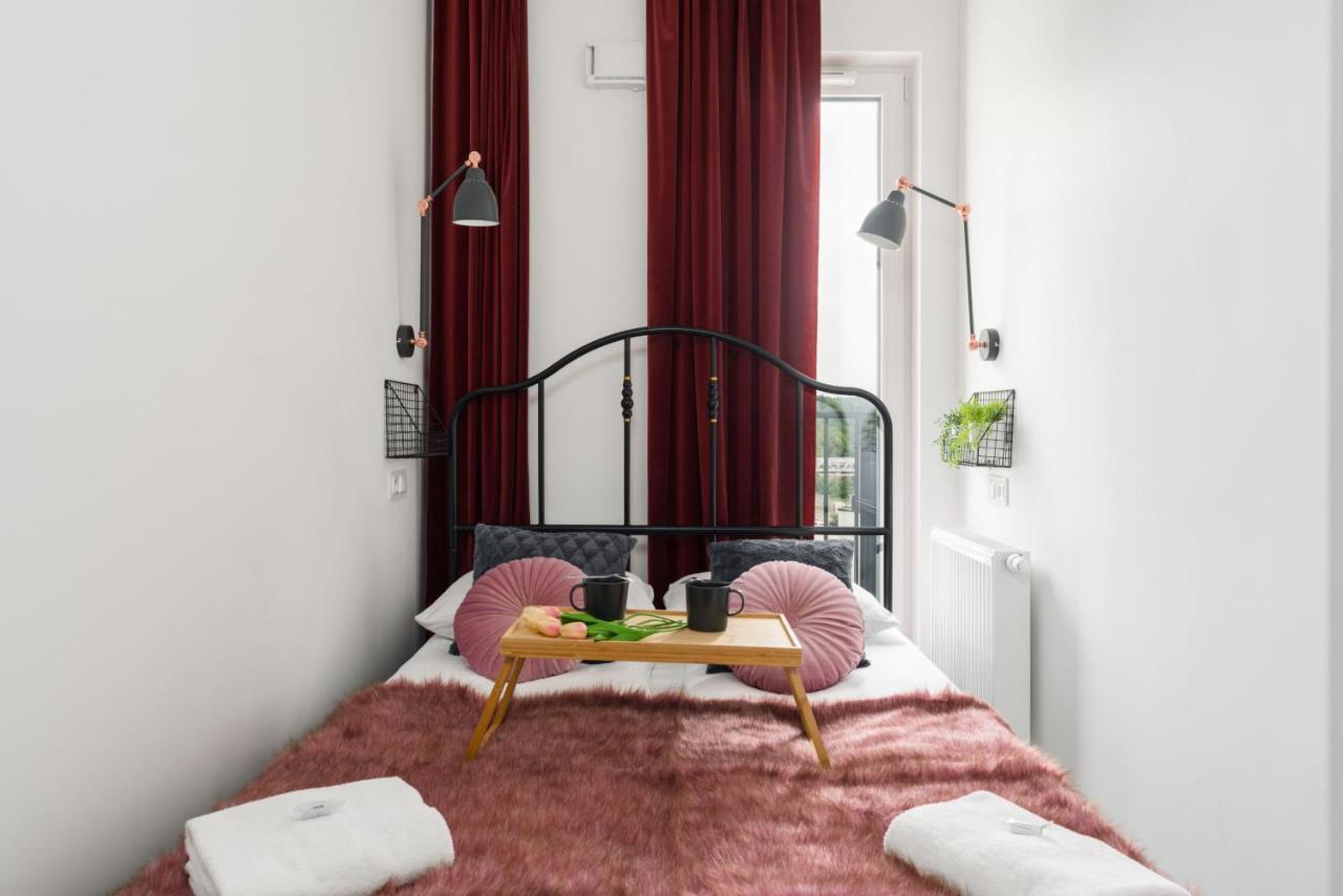 Esencja Apartments With Free Parking Garbary 104 By Noclegi Renters Poznan Exterior foto