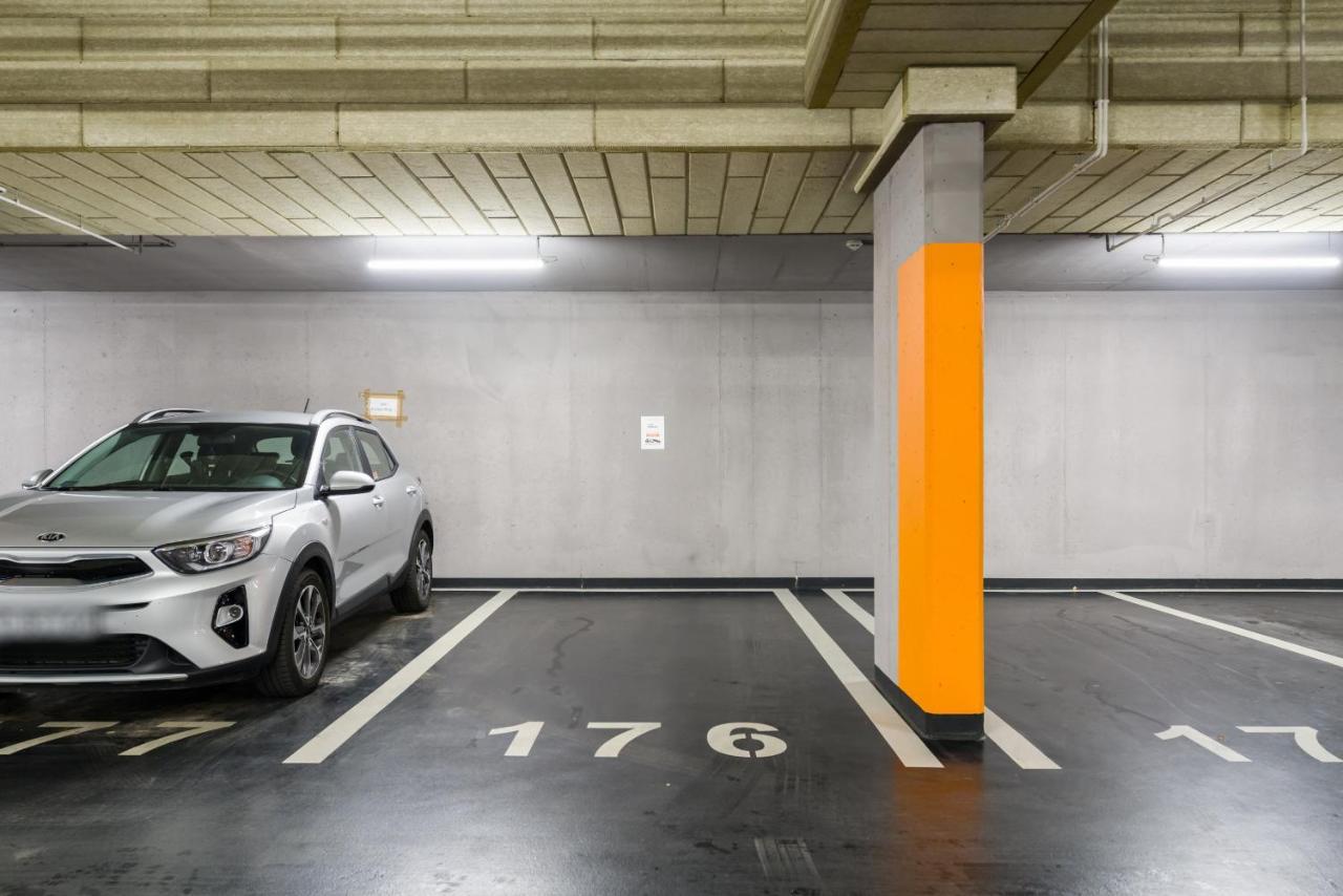 Esencja Apartments With Free Parking Garbary 104 By Noclegi Renters Poznan Exterior foto