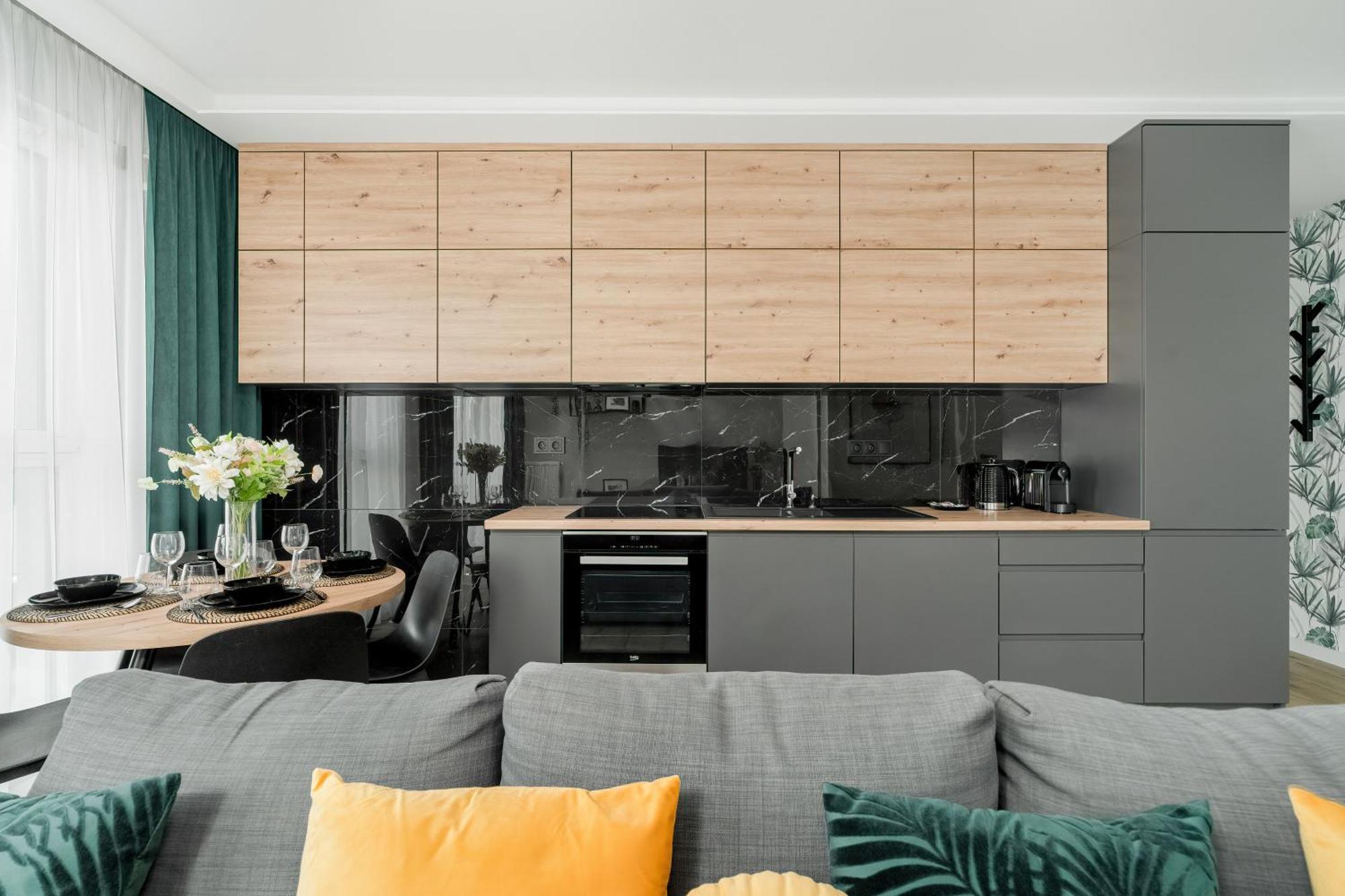 Esencja Apartments With Free Parking Garbary 104 By Noclegi Renters Poznan Exterior foto