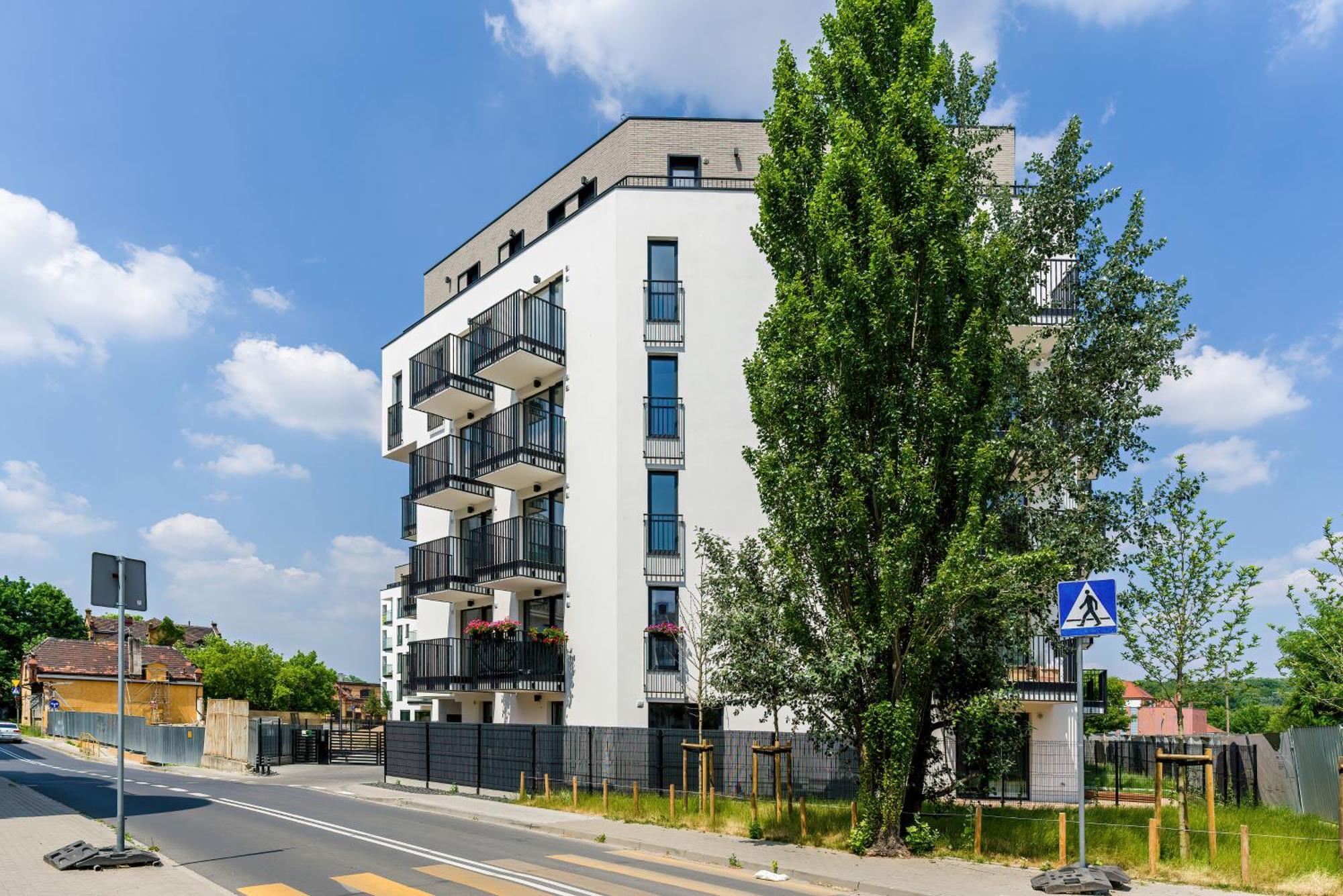 Esencja Apartments With Free Parking Garbary 104 By Noclegi Renters Poznan Exterior foto
