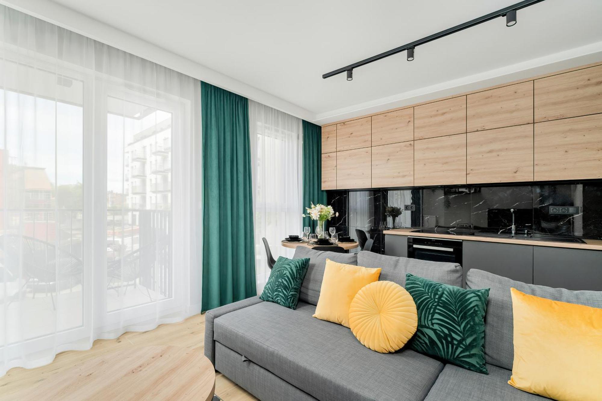 Esencja Apartments With Free Parking Garbary 104 By Noclegi Renters Poznan Exterior foto