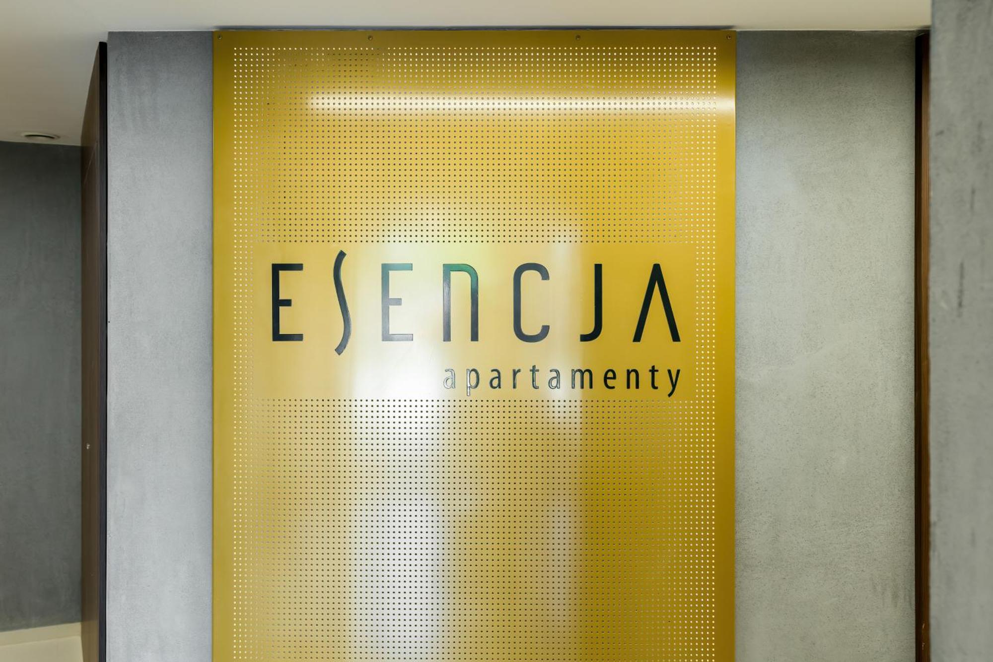 Esencja Apartments With Free Parking Garbary 104 By Noclegi Renters Poznan Exterior foto